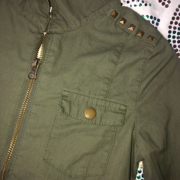 Jacket - Picture 4 of 6